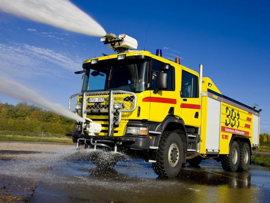  Scania P380 6x6 Crew Cab Firetruck 2004 года  (фото 2 из 2)